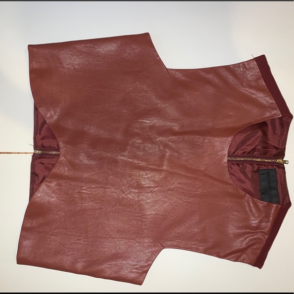 Top - Picture 3 of 6